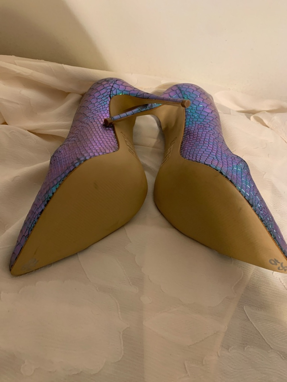 Aldo Iridescent Teal Purple Pointed Toe Pumps - Picture 5 of 10